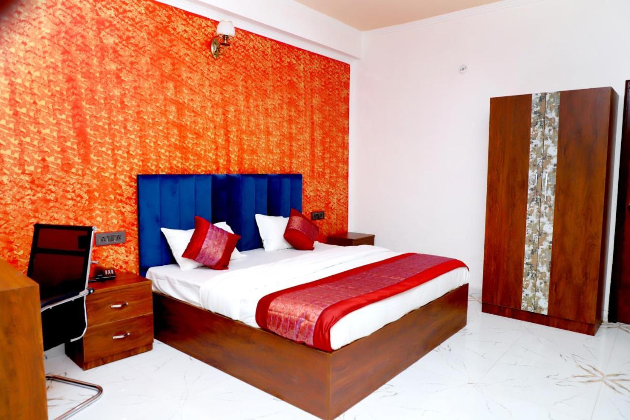 The Horizon Inn Greater Noida Esterno foto