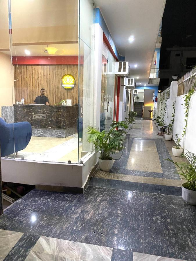 The Horizon Inn Greater Noida Esterno foto